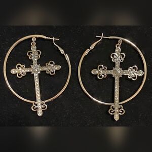 ✝️ Hoop Earrings